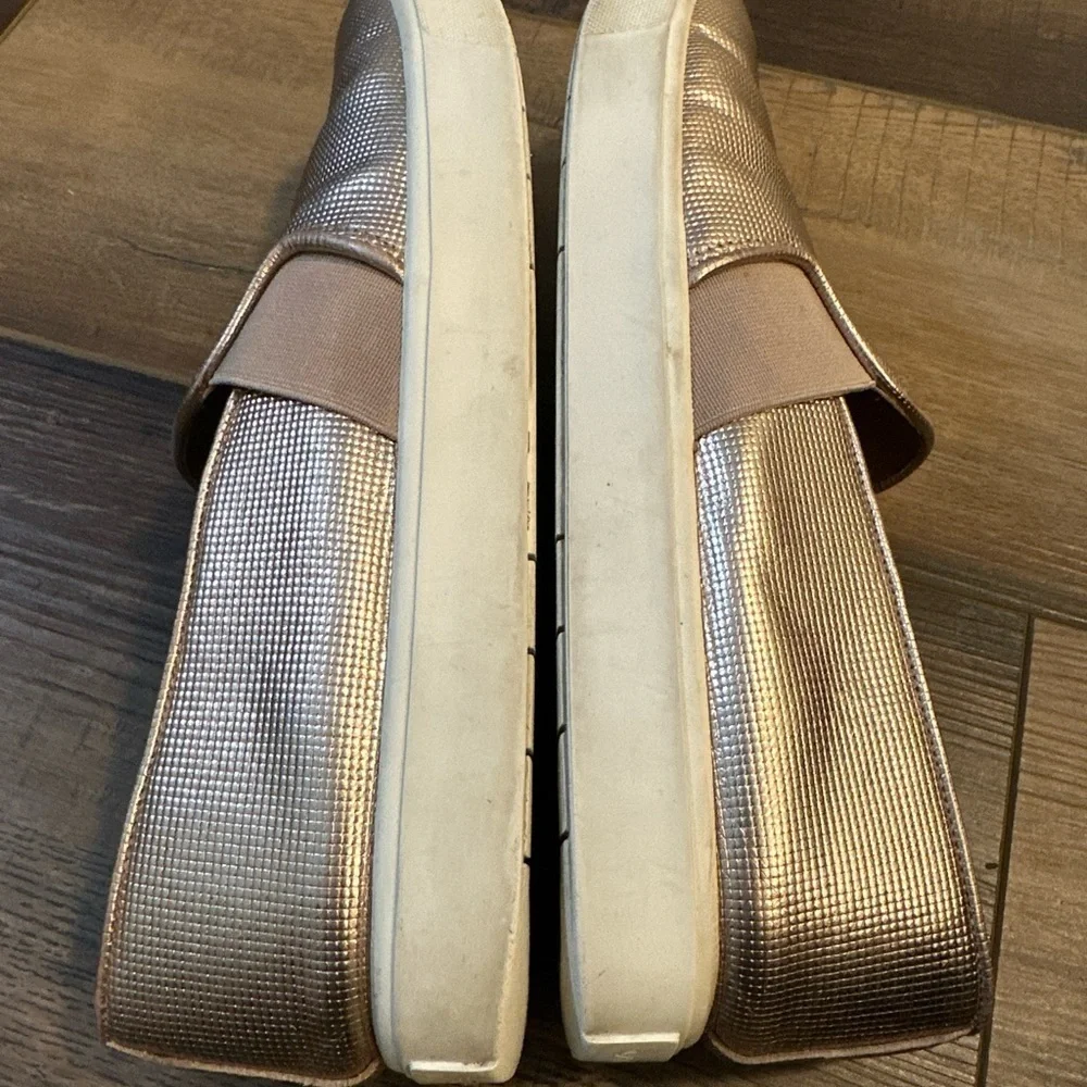 Vince these shoes